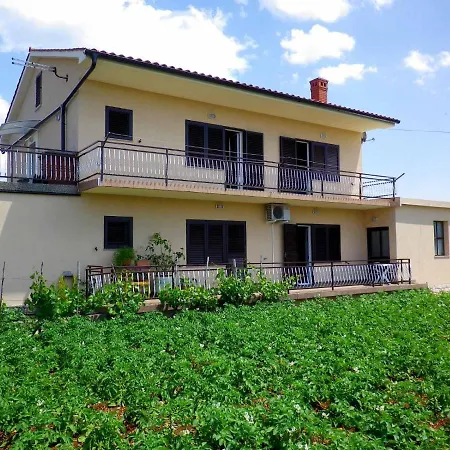 Rusin Apartamento Linardići