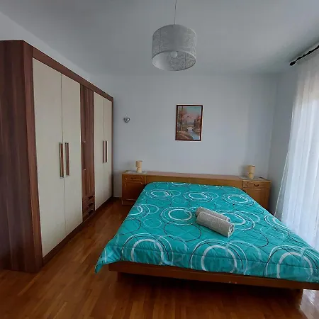 Apartament Rusin *