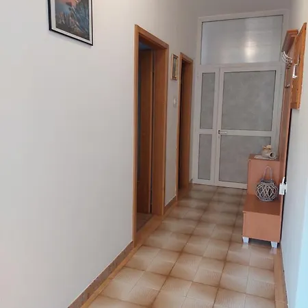 Rusin Apartmán Linardići